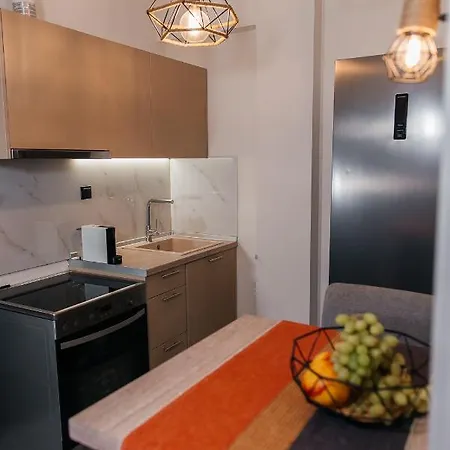 Panorama + Free Street Parking Lägenhet